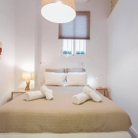Amplio Apartamento De Diseno Precioso De Estilo Sevillano En Pleno Centro Exteriör bild